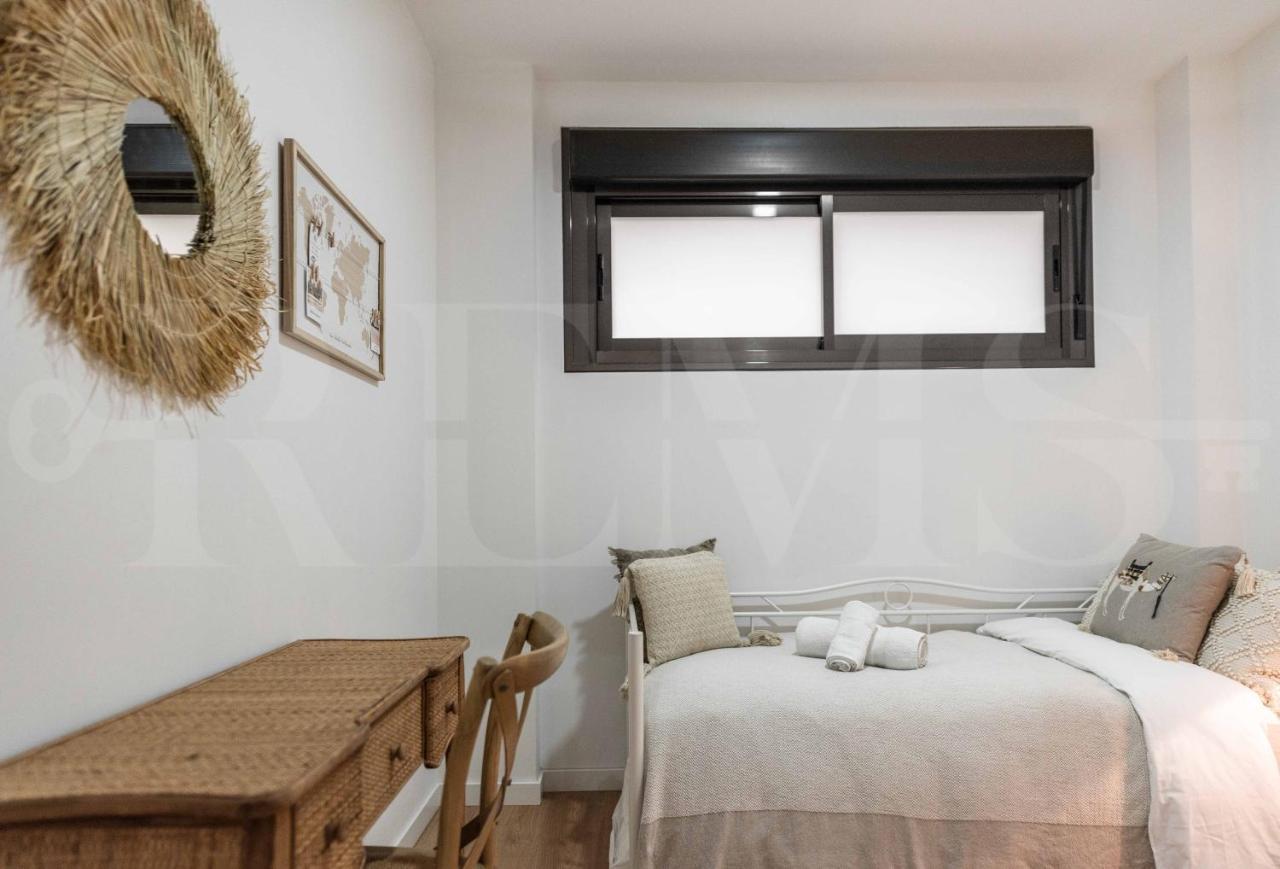 Lovely Boho Apartment With Parking - Historic Center By Rems 马拉加 外观 照片